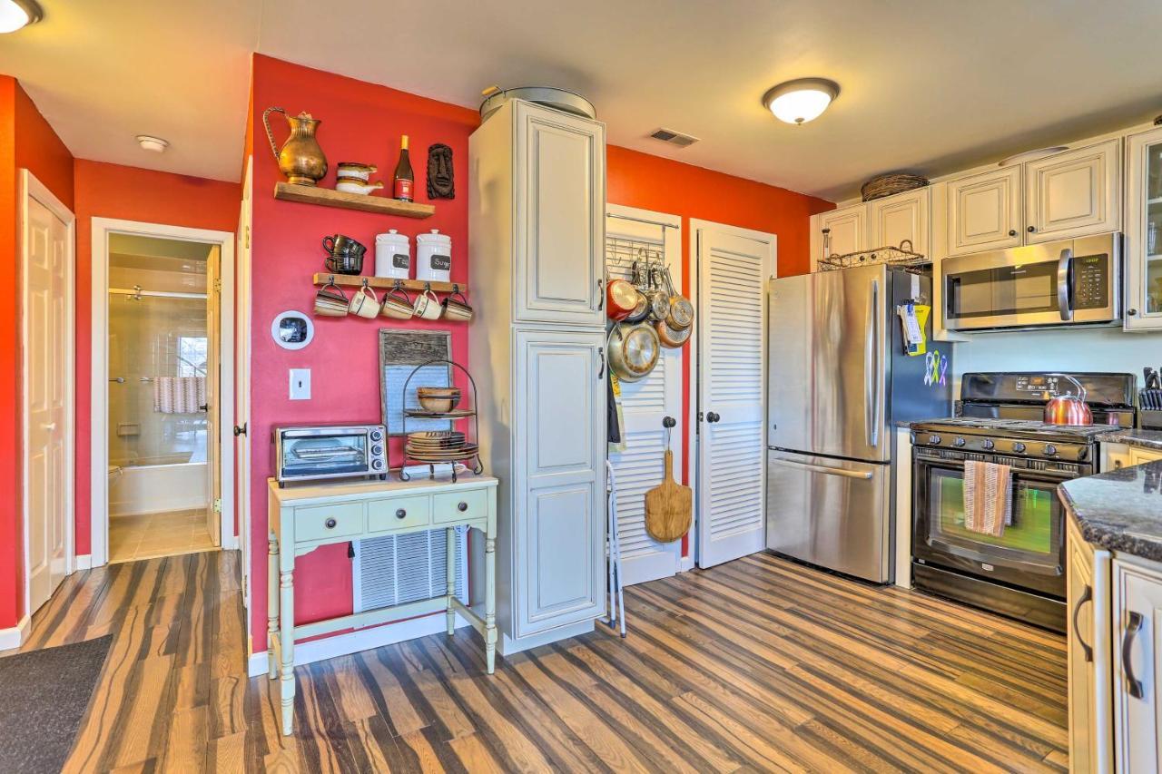 Mountain Creek Condo With Grill Walk To Lifts! Вернон Экстерьер фото
