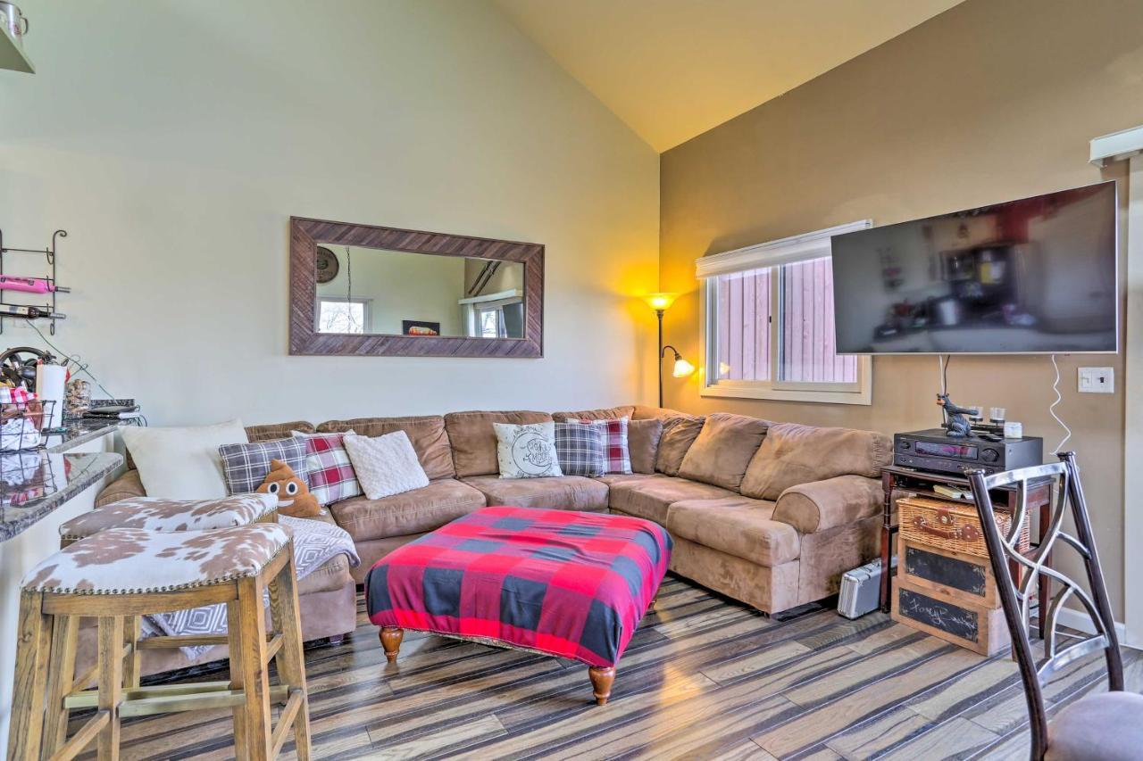 Mountain Creek Condo With Grill Walk To Lifts! Вернон Экстерьер фото