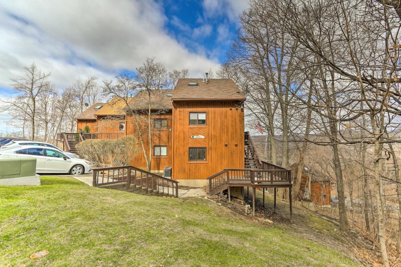 Mountain Creek Condo With Grill Walk To Lifts! Вернон Экстерьер фото