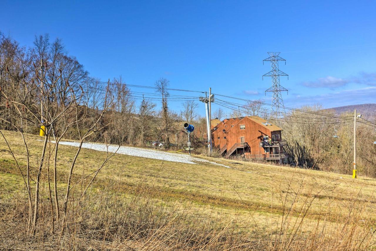 Mountain Creek Condo With Grill Walk To Lifts! Вернон Экстерьер фото